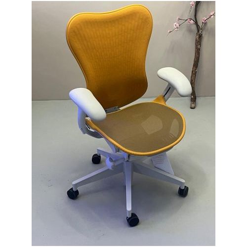 Herman Miller Mirra 2 Butterfly Ochre/Alpine (2ekans)